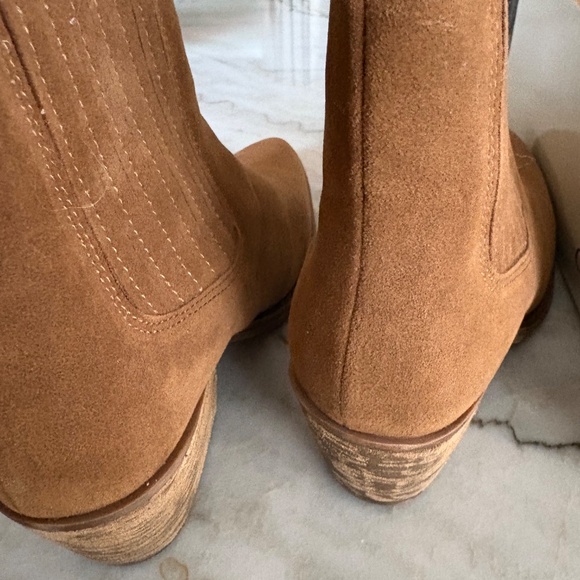 Charleston Shoe Company Jackson Boot in Camel - Picture 5 of 7